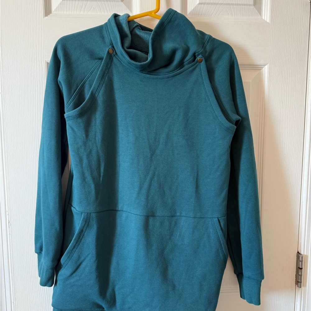 Latched Mama Harbor Snap Nursing Pullover - Picture 2 of 3